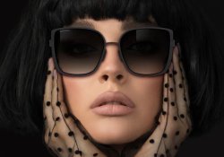 Мода 80-х років ХХ століття: окуляри та оправи, що визначили стиль епохи