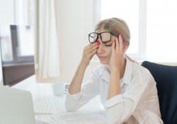 Стрес та здоров'я очей