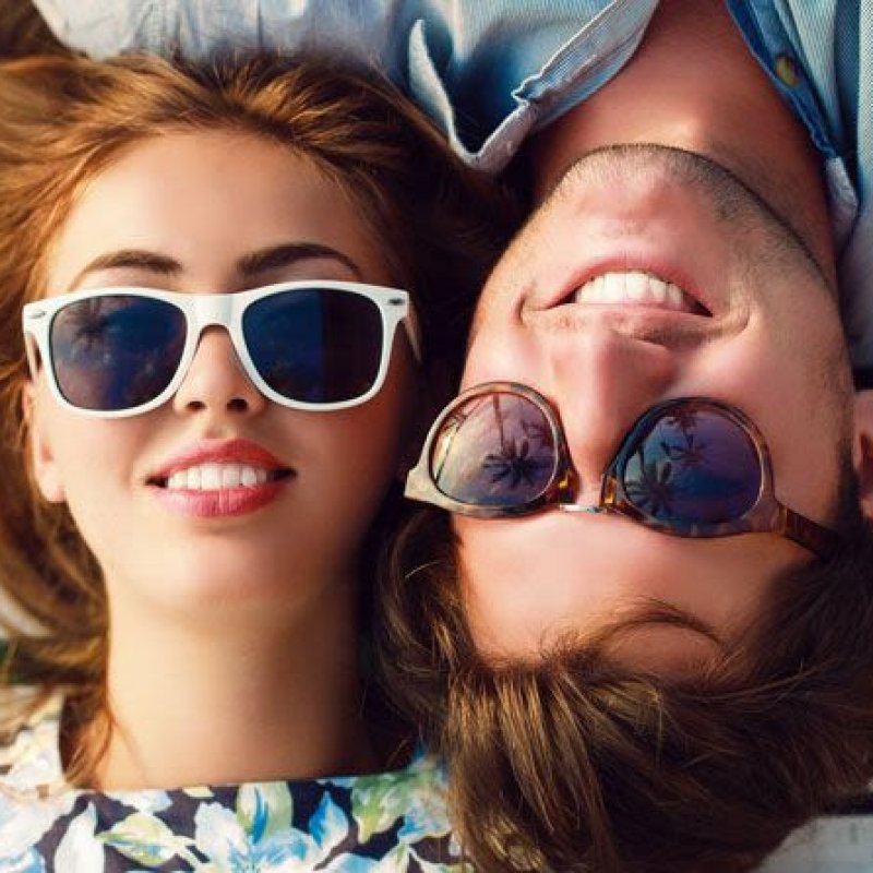 Фірма Polaroid запустила миттєву примірку окулярів у міланському метро