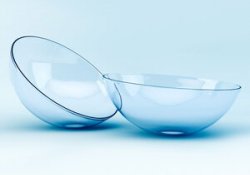 Які проблеми вашим очам можуть принести контактні лінзи