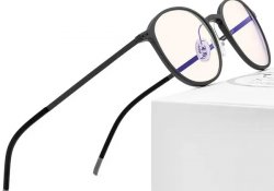 Плюси та мінуси готових окулярів