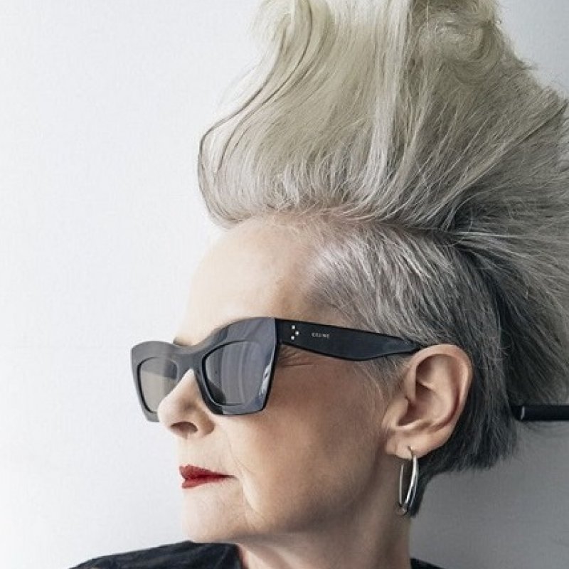 Антивікові окуляри: правильний підбір