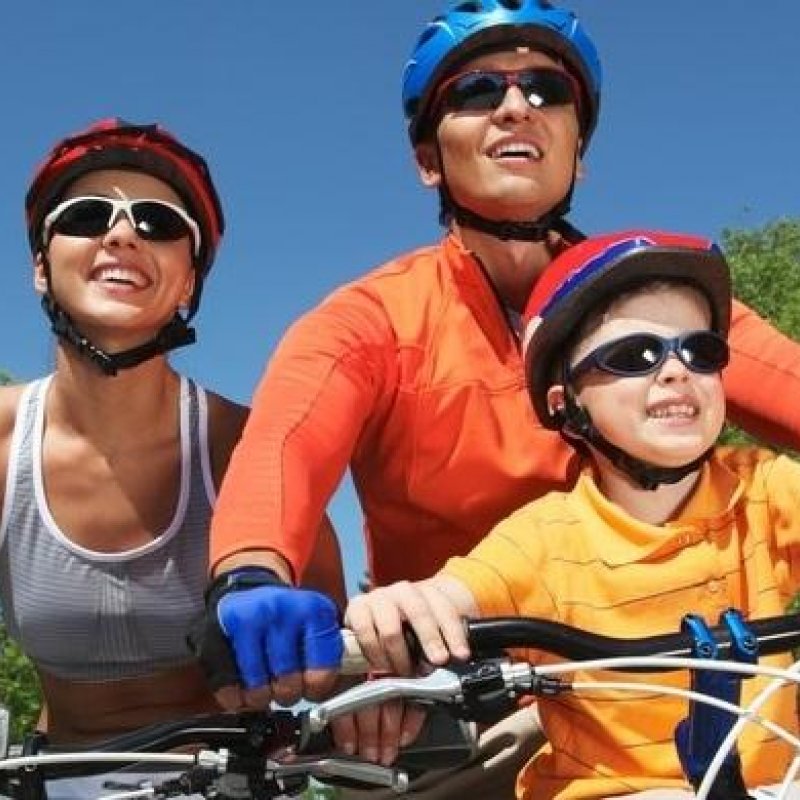 Спортивні окуляри