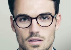 Модні чоловічі оправи