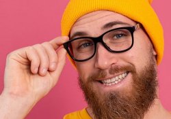 Оригінальна реклама лінз для окулярів