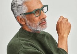 Автофокусні окуляри для близу та далени