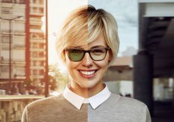 Історія фотохромних лінз