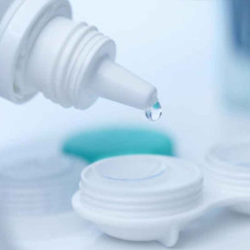 Догляд за контактними лінзами